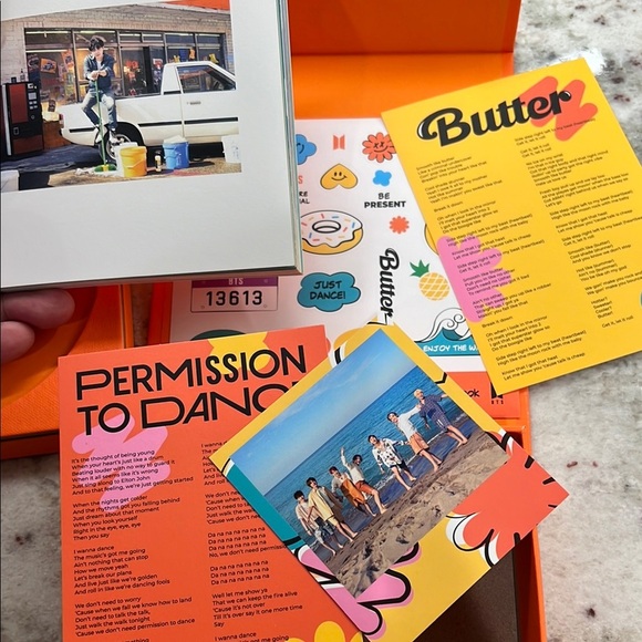 Butter Album with Photobook and Stickers- Does Not include CD - Picture 1 of 7